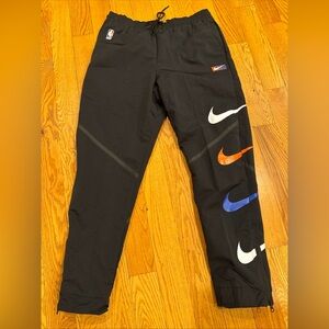 Kith Nike for New York Knicks Pants
Size Large